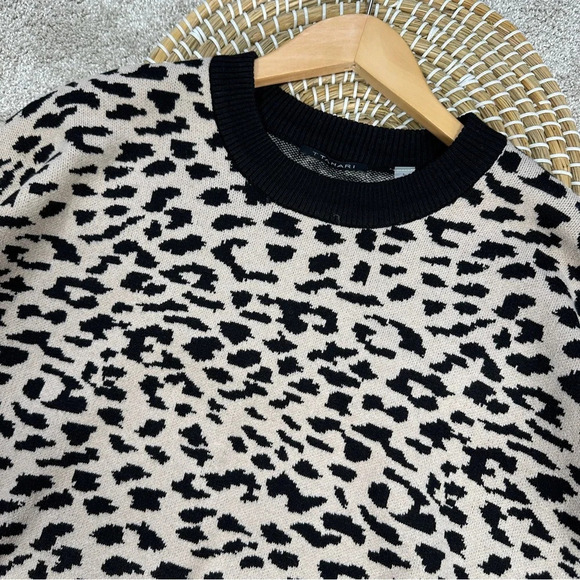 T Tahari Light Wood Cheetah Print Sweater Pullover Crew Neck Long Sleeve Size L - Picture 8 of 16